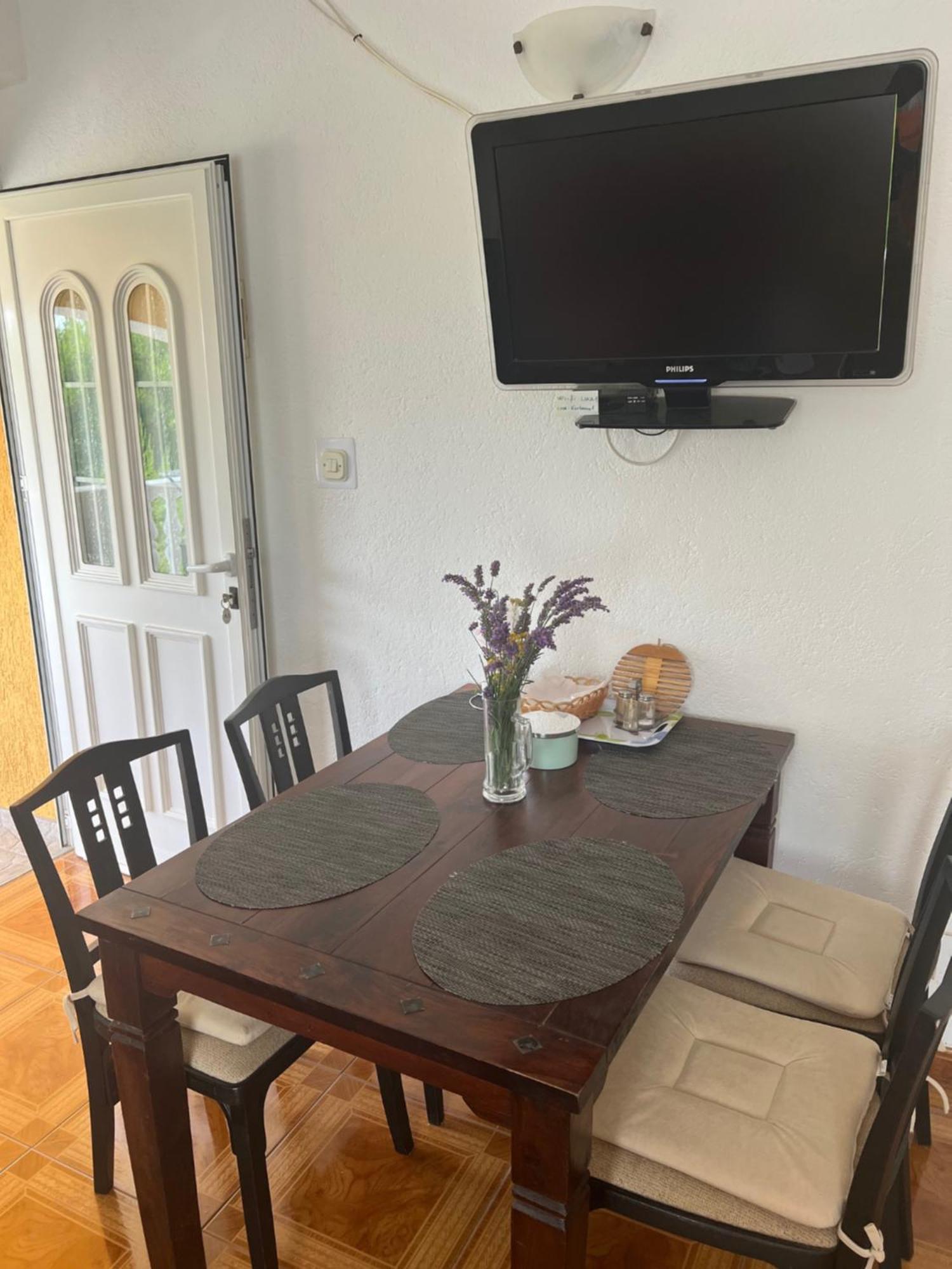 Apartmani Anna Vir Extérieur photo